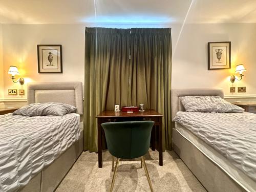  Twin ensuite
